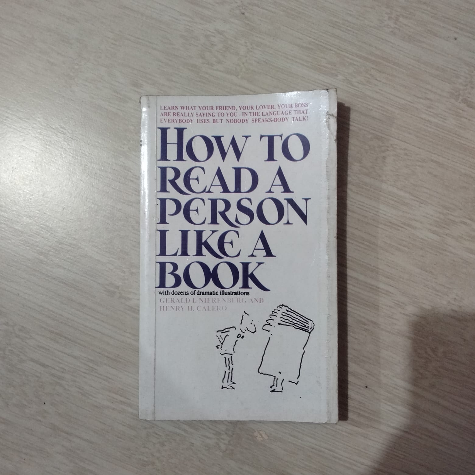 HOW TO READ A PERSON LIKE A BOOK